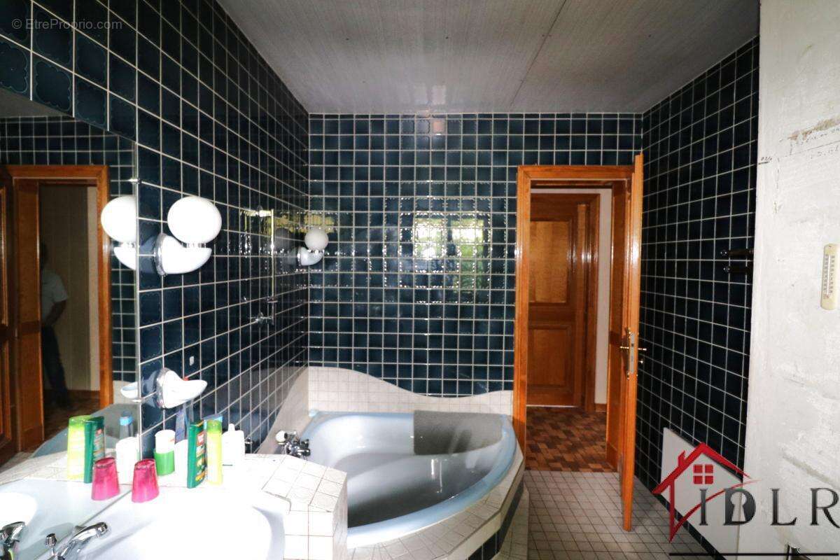 Maison à BROUVELIEURES