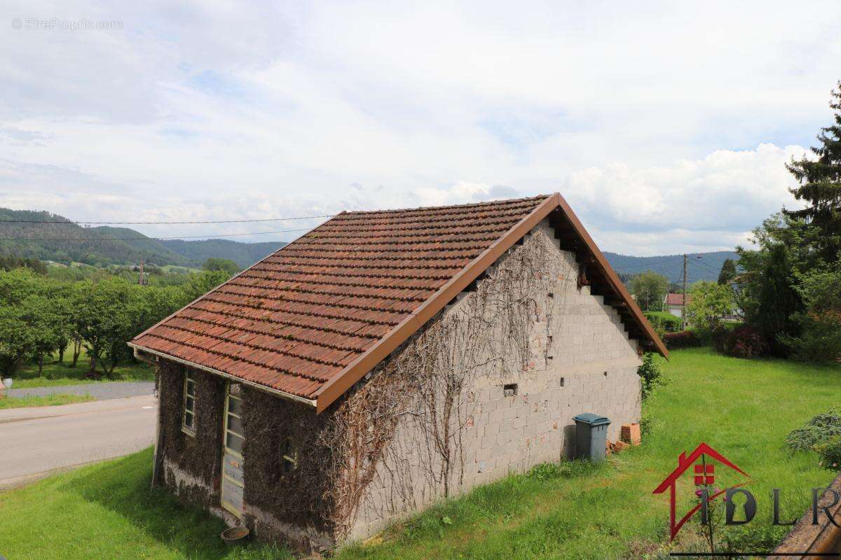 Maison à BROUVELIEURES