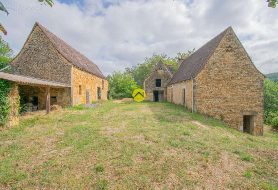 Maison à VEZAC