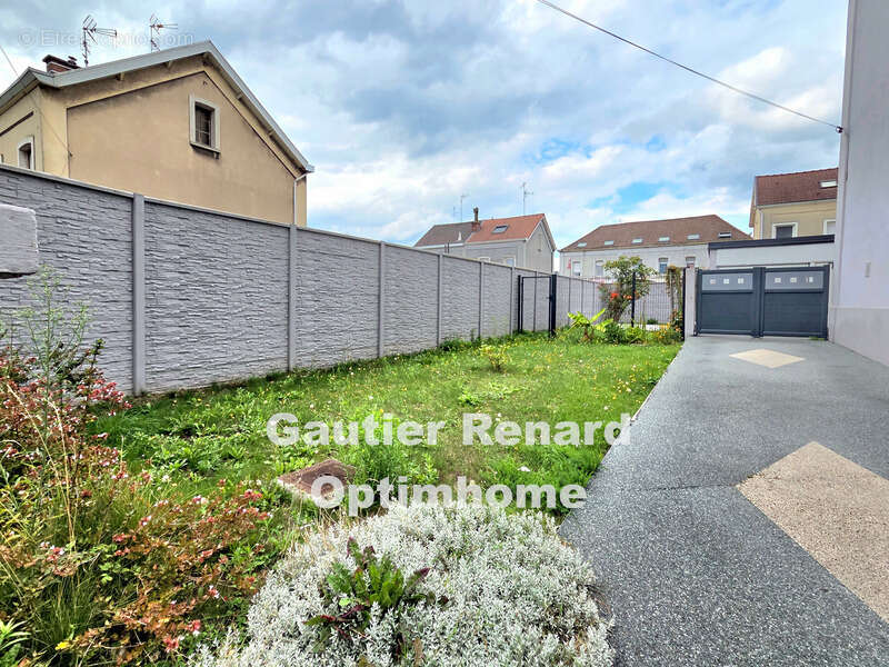 Maison à TRITH-SAINT-LEGER