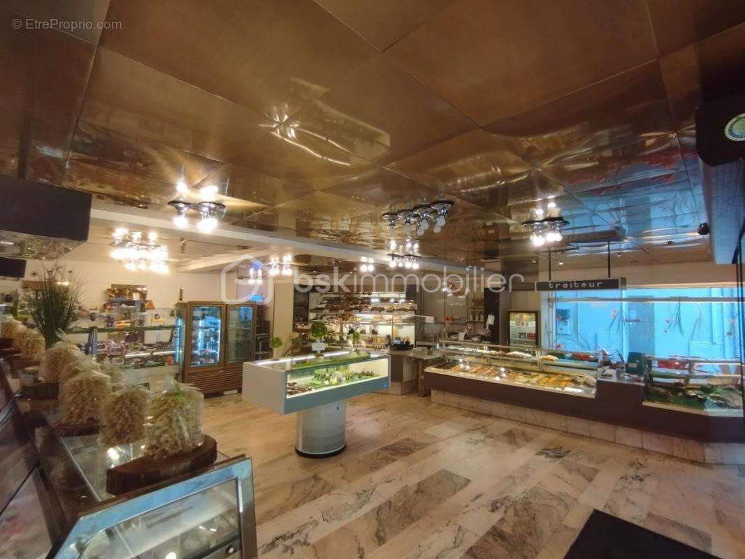 Commerce à BAGNERES-DE-LUCHON