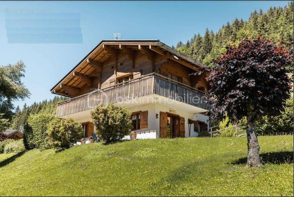 Appartement à LA CLUSAZ