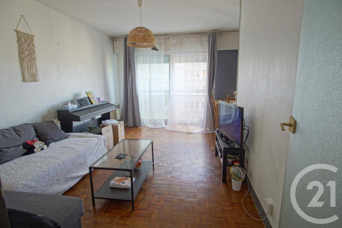 Appartement à CHOISY-LE-ROI