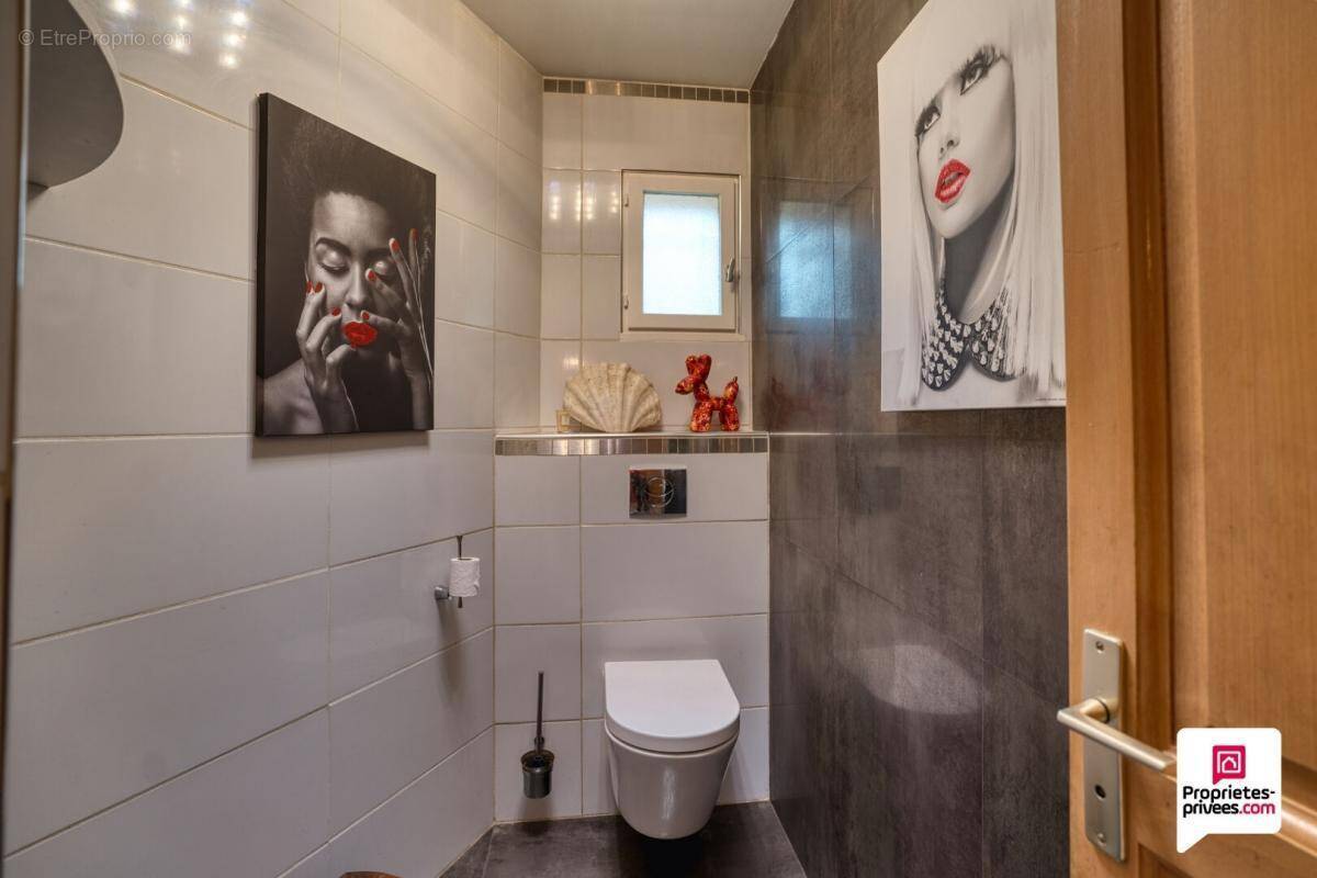 Maison à FONTAINES-SAINT-MARTIN