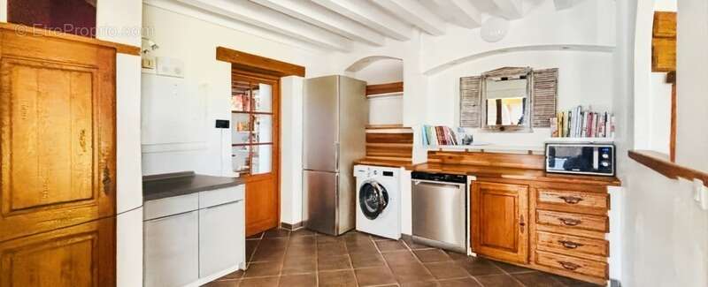 Maison à SAINT-REMY-LA-VANNE