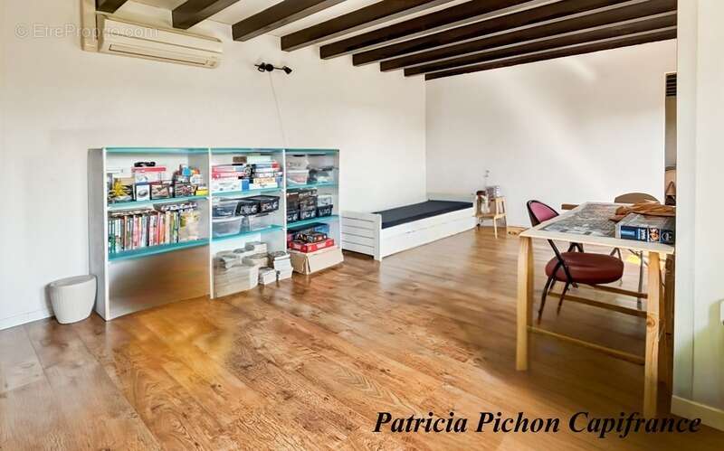 Maison à SAINT-REMY-LA-VANNE