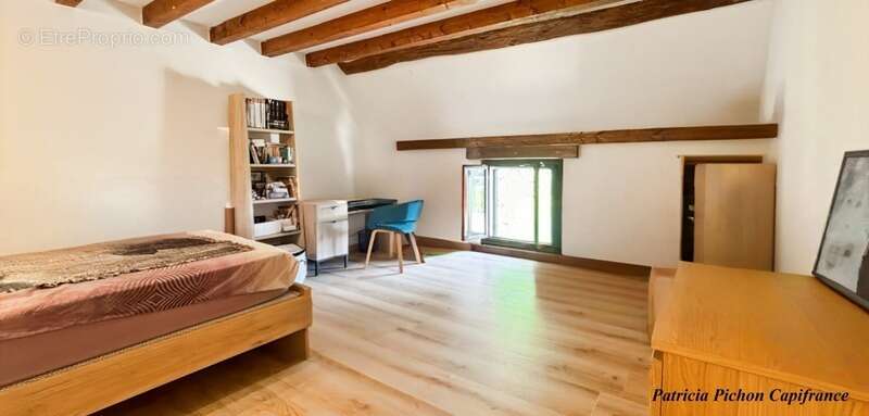 Maison à SAINT-REMY-LA-VANNE