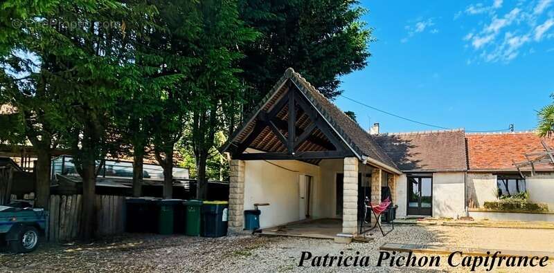 Maison à SAINT-REMY-LA-VANNE
