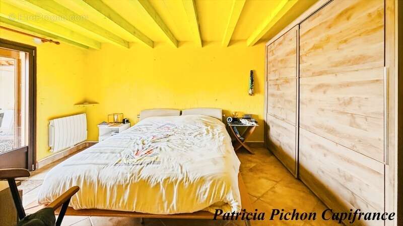 Maison à SAINT-REMY-LA-VANNE