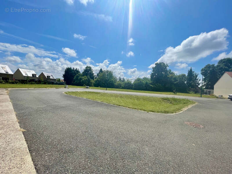 Terrain à ILLIERS-COMBRAY