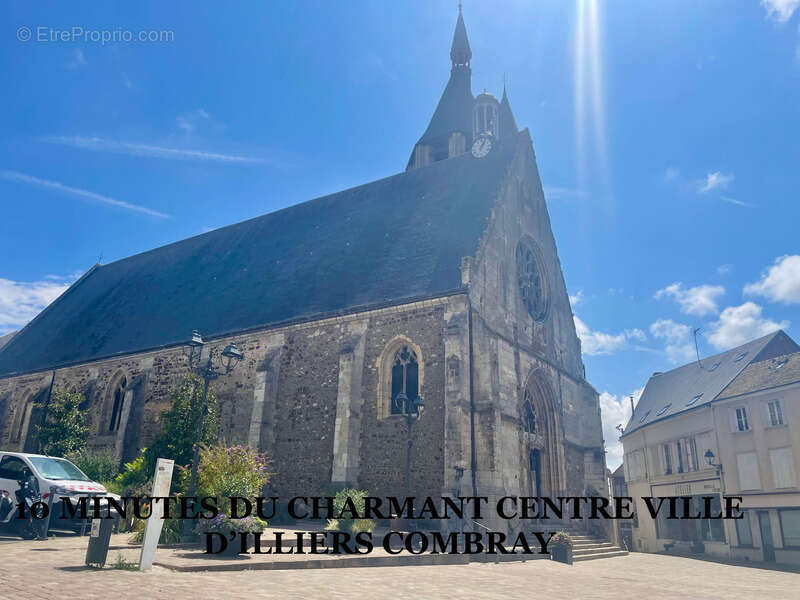 Terrain à ILLIERS-COMBRAY