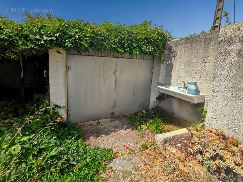 Terrain à LAVAL-PRADEL