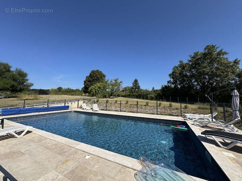 Appartement à AUBETERRE-SUR-DRONNE