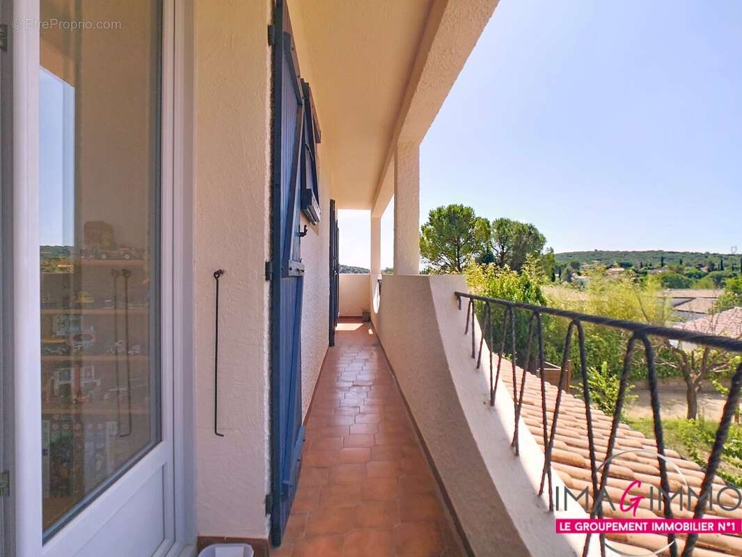 Maison à VAILHAUQUES