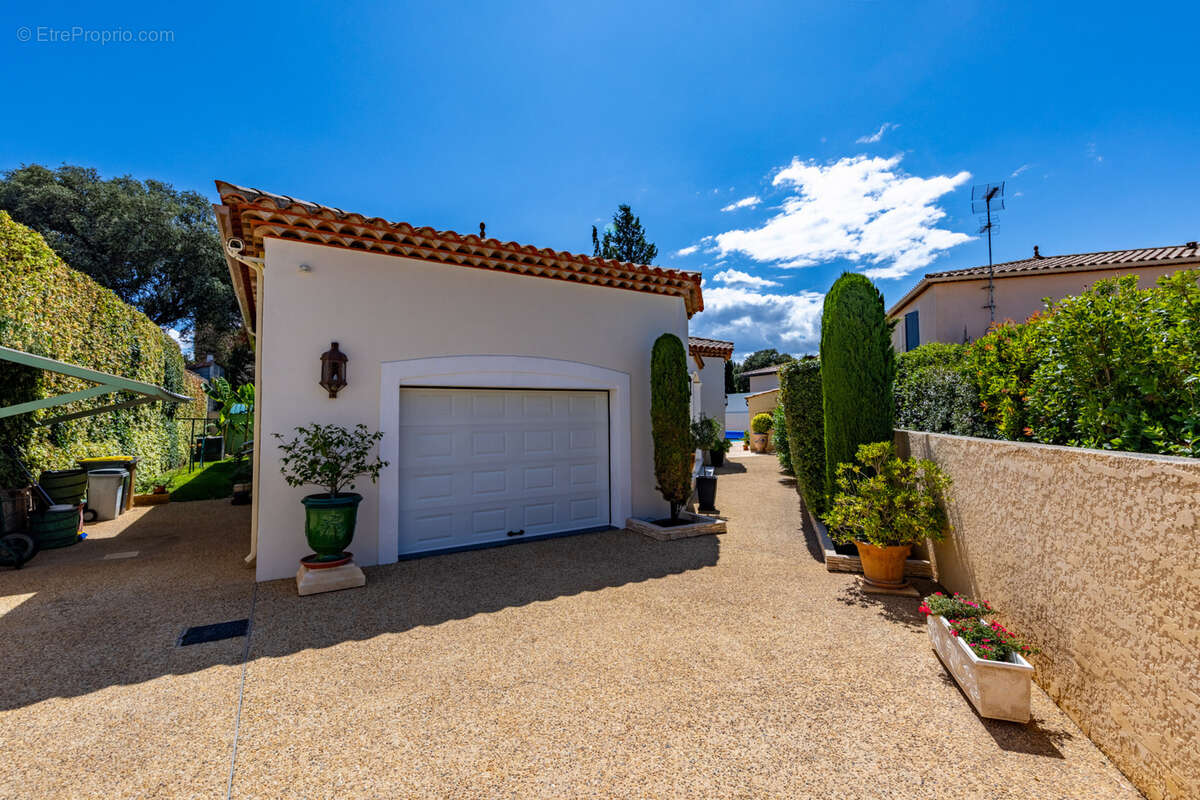 Maison à SATURARGUES