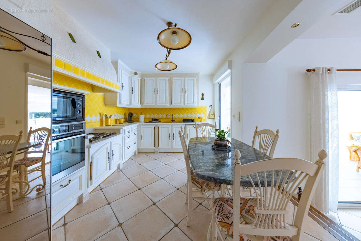 Maison à SATURARGUES