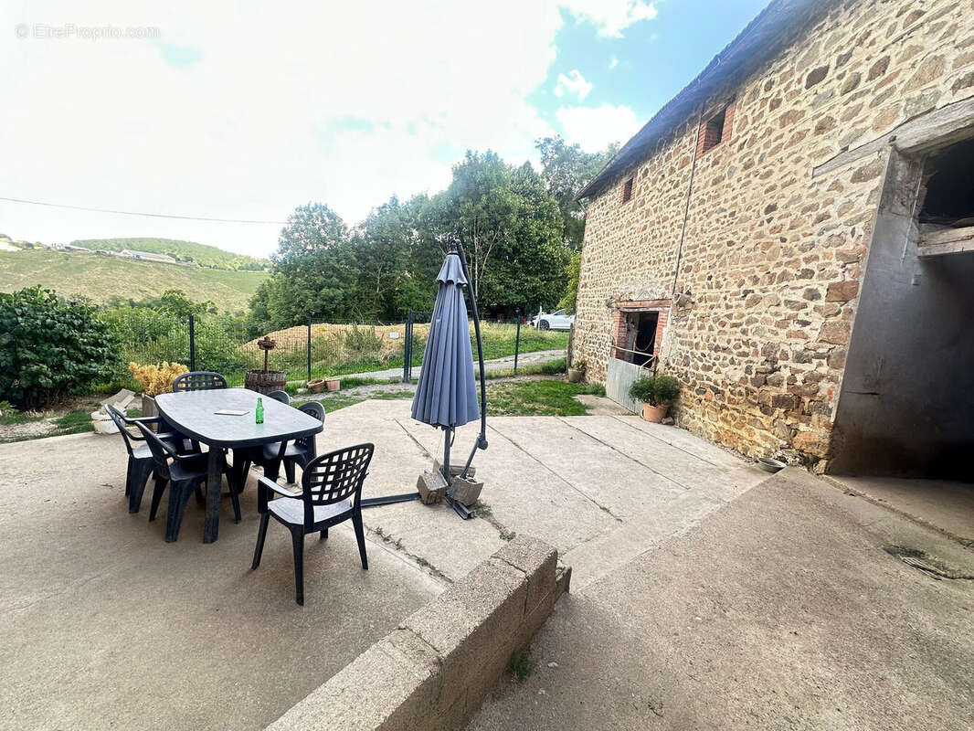 Photo 6 - Maison à SAINTE-COLOMBE-SUR-GAND