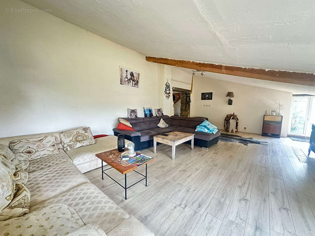 Photo 8 - Maison à SAINTE-COLOMBE-SUR-GAND