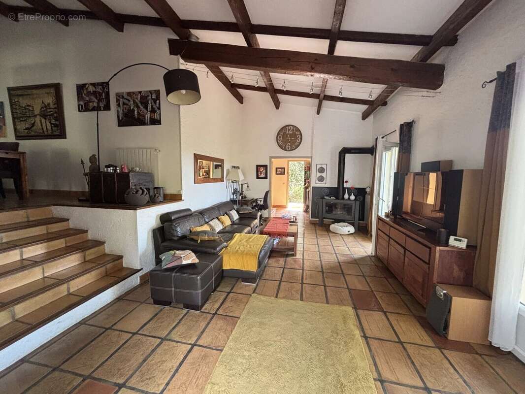 Maison à FIGANIERES