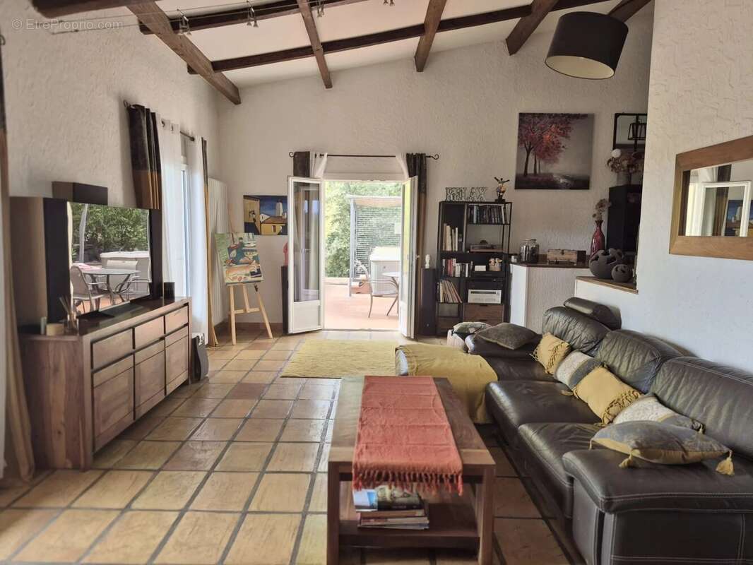 Maison à FIGANIERES