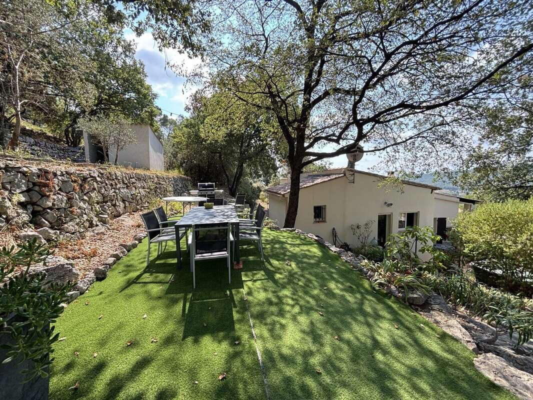 Maison à FIGANIERES