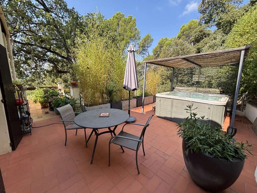 Maison à FIGANIERES