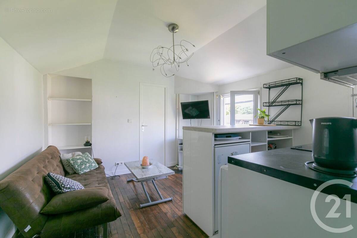 Appartement à SAINT-MAUR-DES-FOSSES