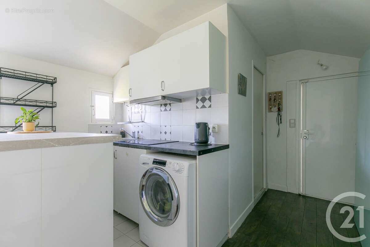 Appartement à SAINT-MAUR-DES-FOSSES