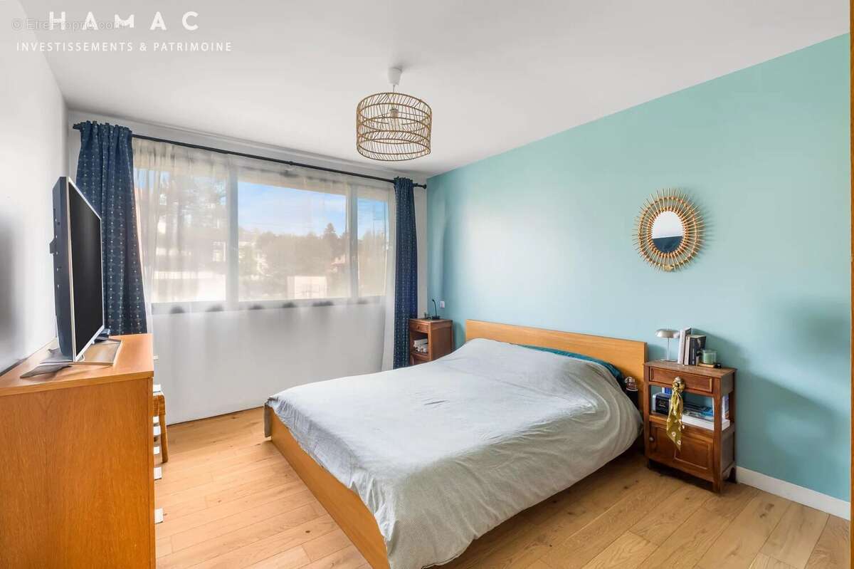 Maison à CHARBONNIERES-LES-BAINS