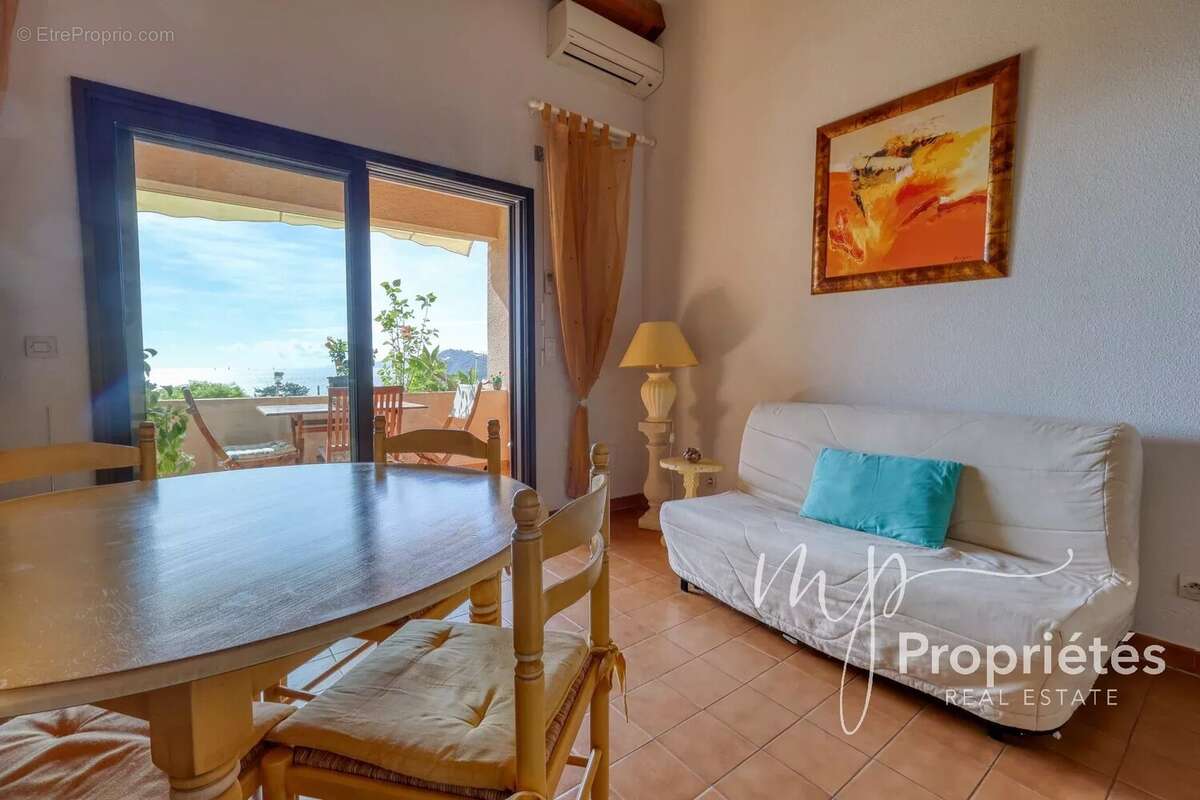 Appartement à RAYOL-CANADEL-SUR-MER