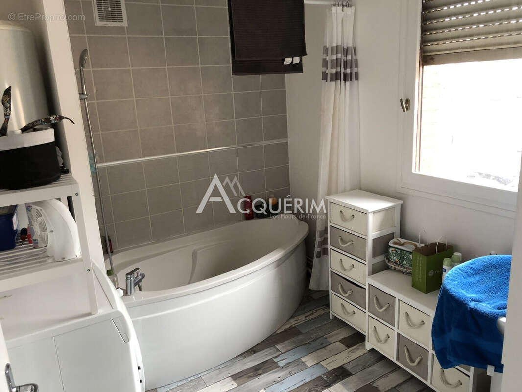 Appartement à PONT-A-VENDIN