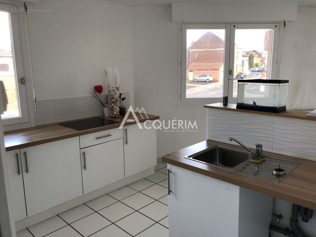 Appartement à PONT-A-VENDIN