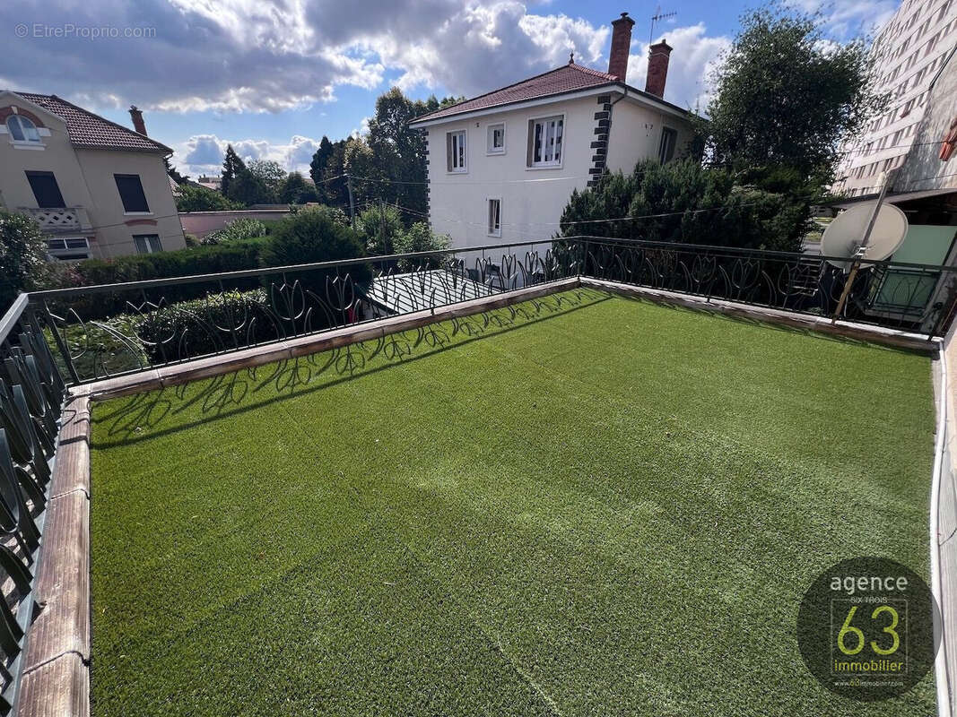 Maison à CLERMONT-FERRAND