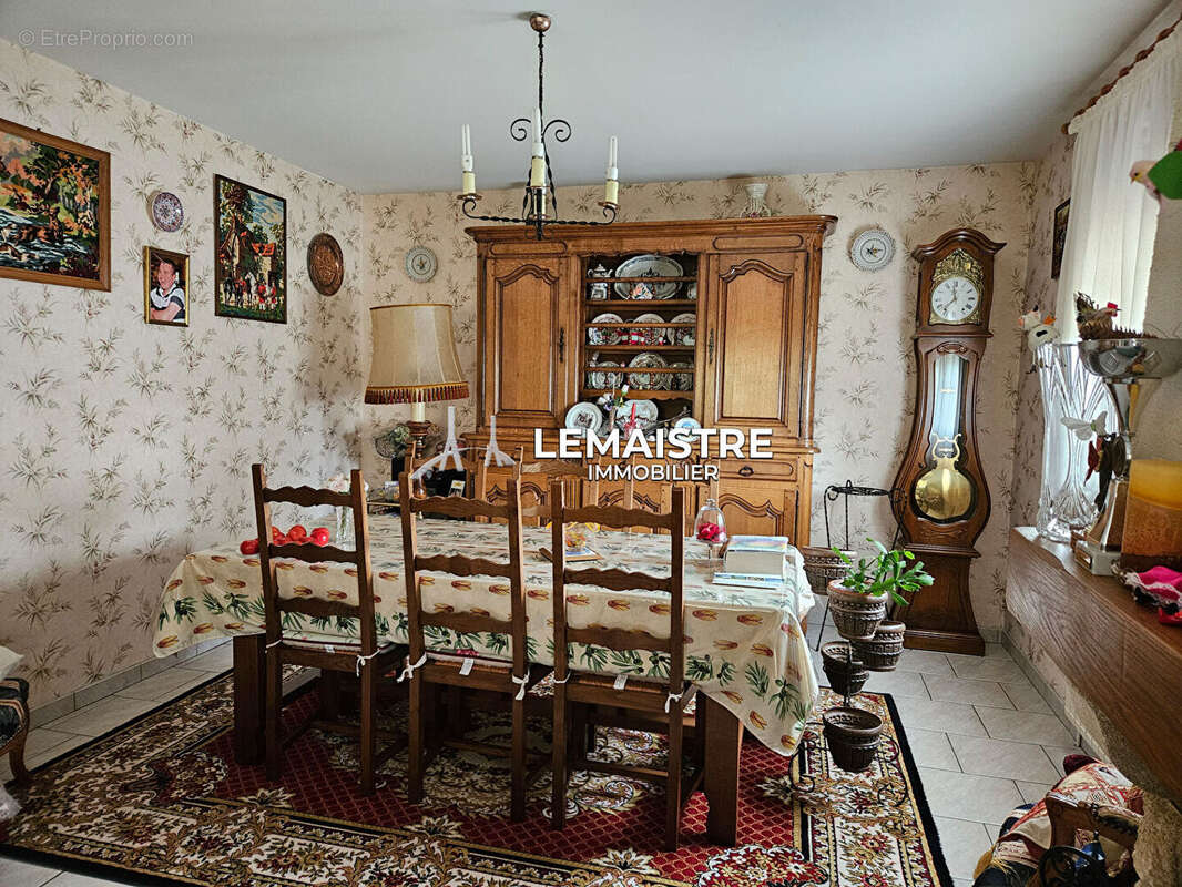 Maison à BOURG-ACHARD