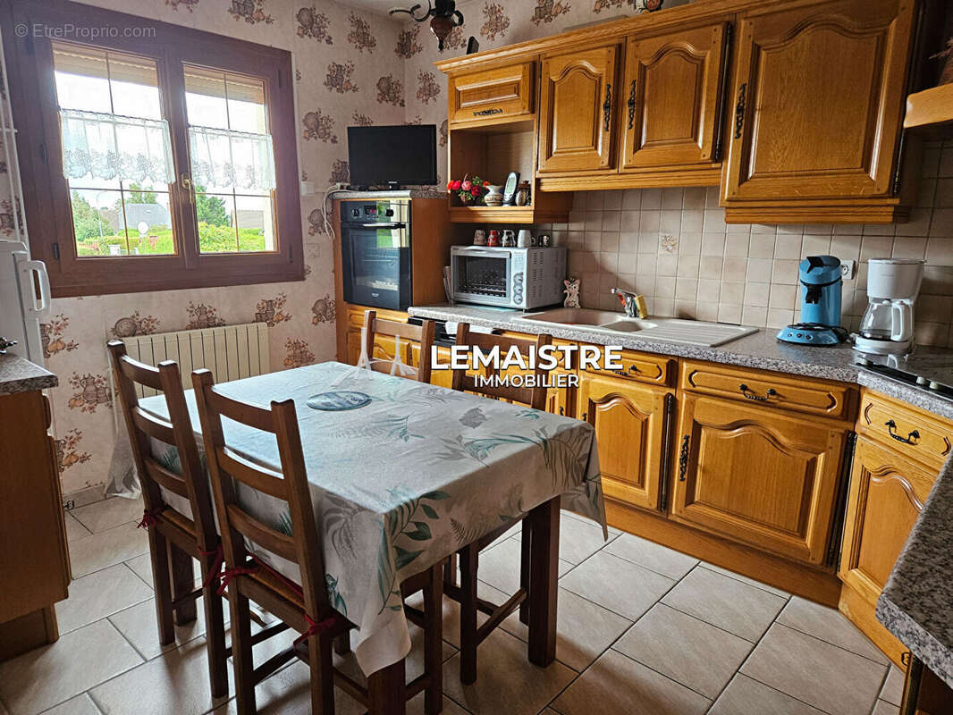 Maison à BOURG-ACHARD