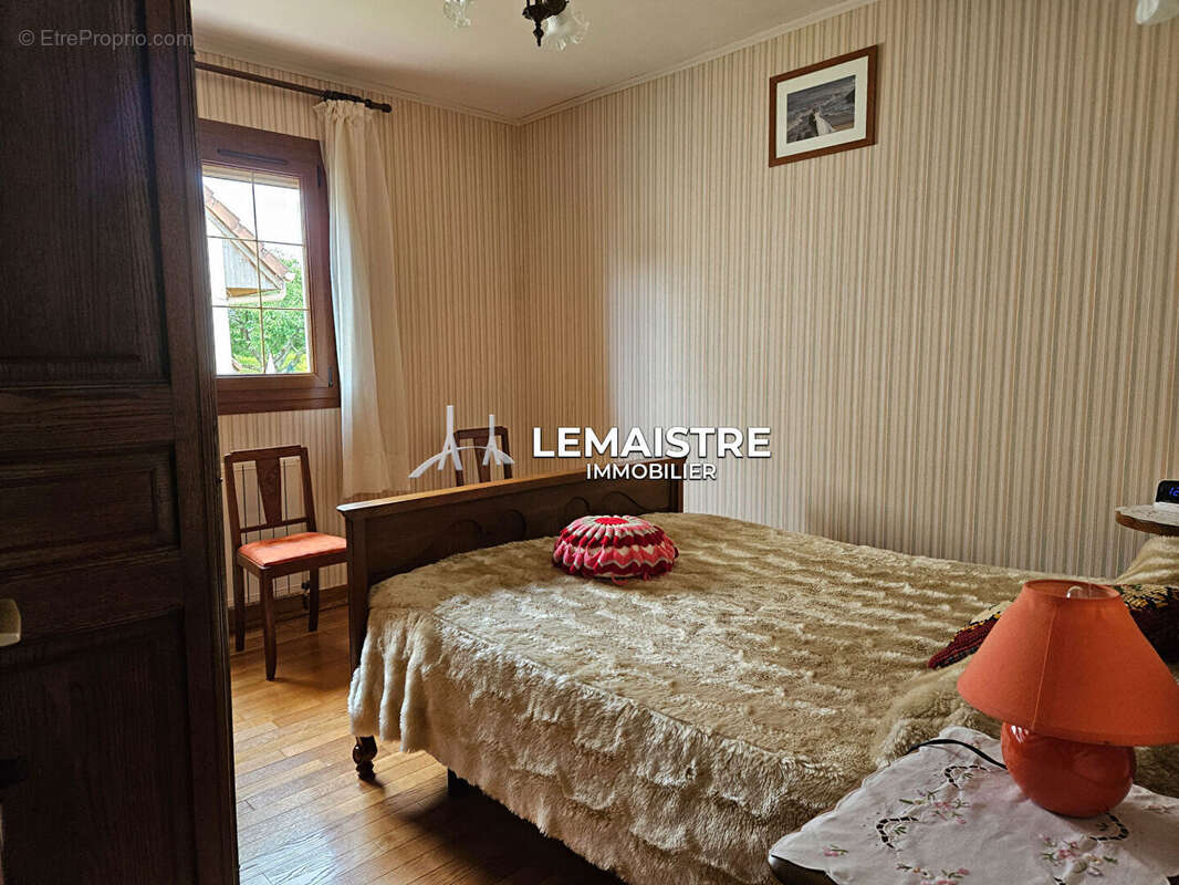 Maison à BOURG-ACHARD