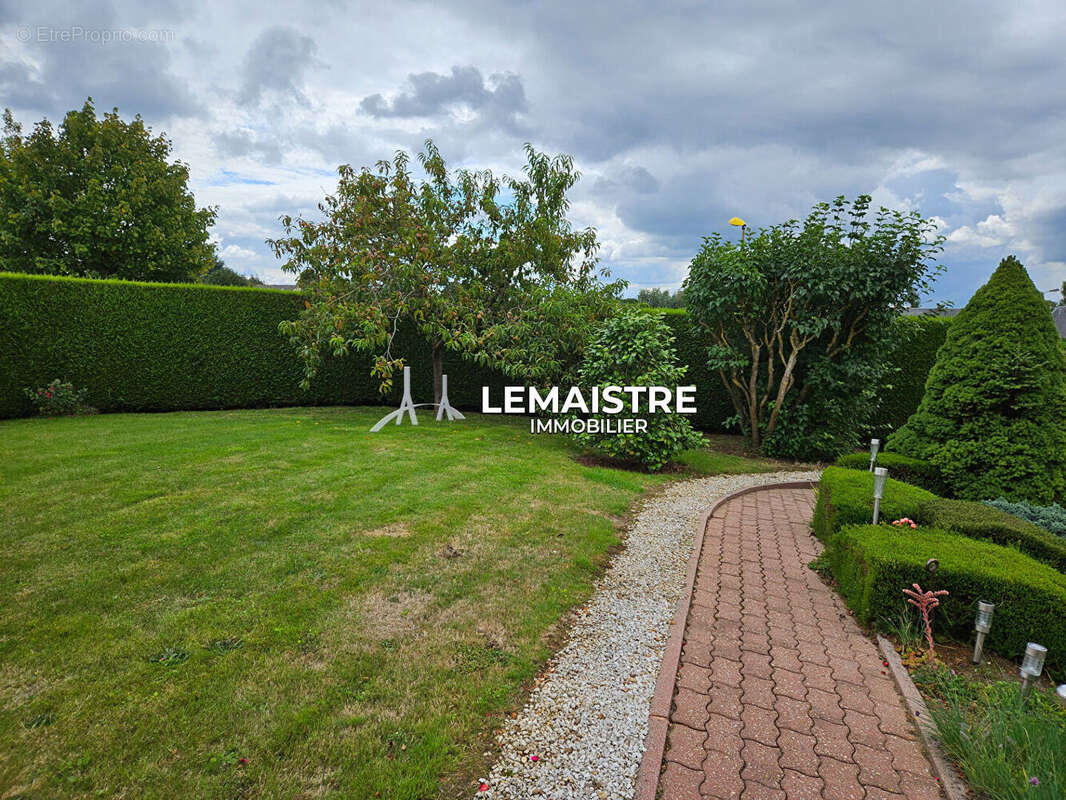 Maison à BOURG-ACHARD