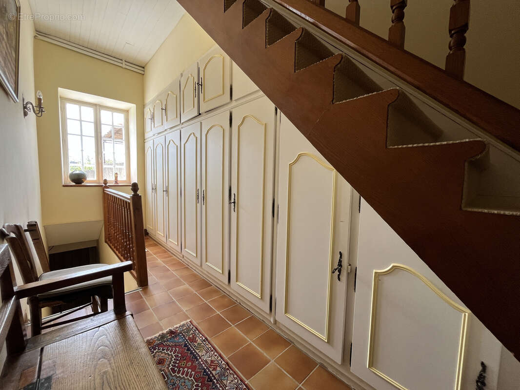 Maison à MONTAGNAC-LA-CREMPSE