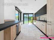 Appartement à MAUGUIO