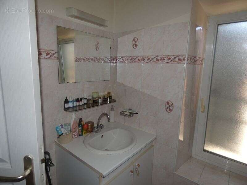 Appartement à VEYNES