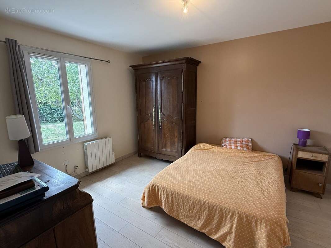 Maison à YVRAC-ET-MALLEYRAND