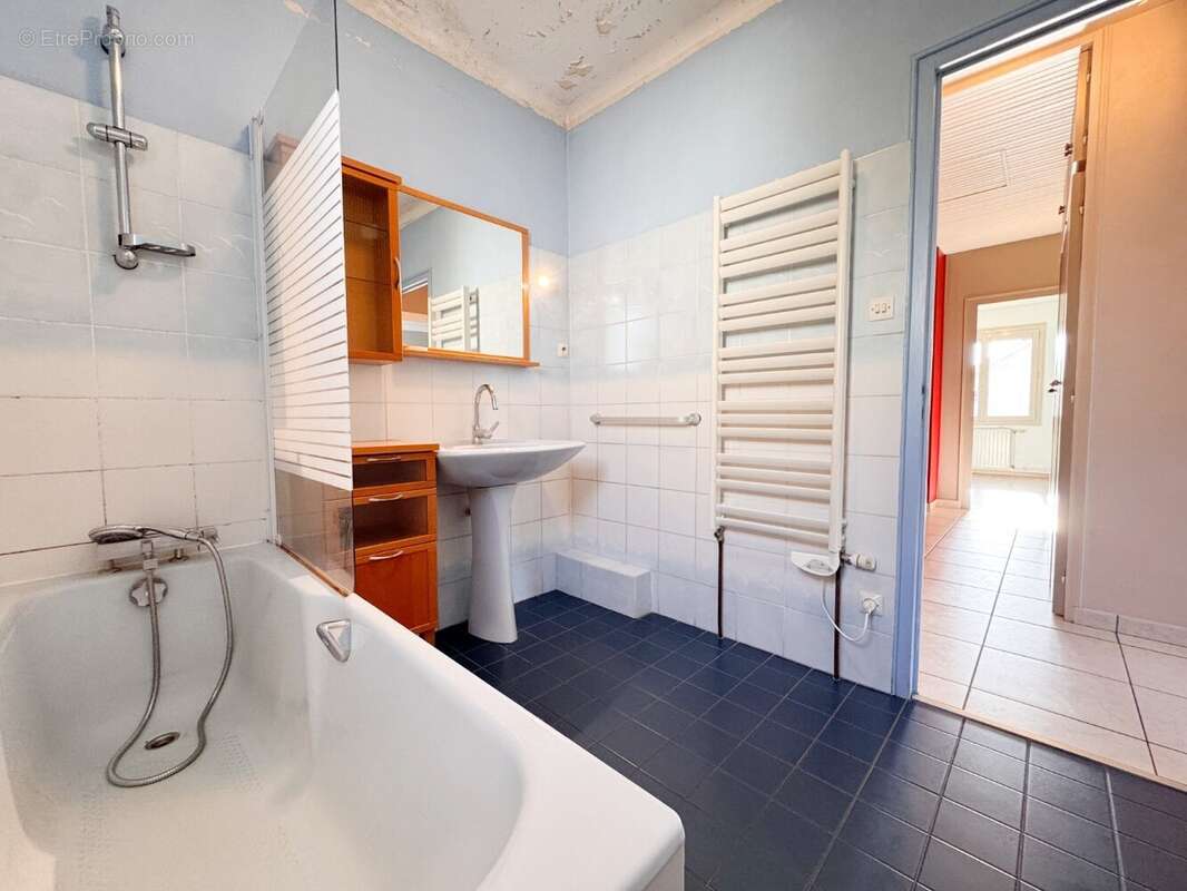 Maison à LES HERBIERS