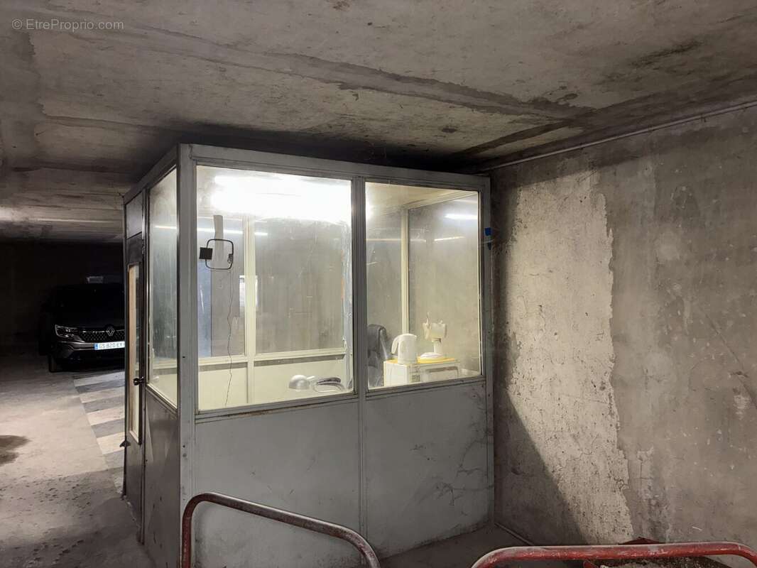 Parking à VINCENNES