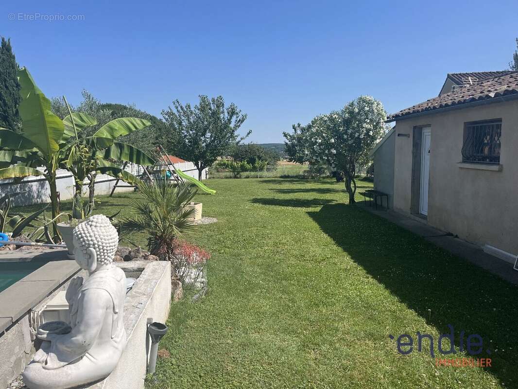 Maison à VILLENEUVE-LES-BOULOC