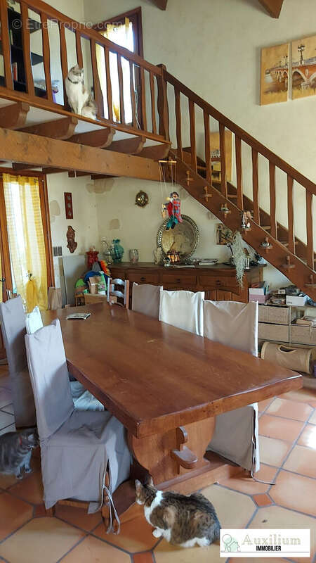 Maison à SAINT-CIERS-SUR-GIRONDE