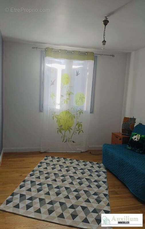 Maison à SAINT-CIERS-SUR-GIRONDE