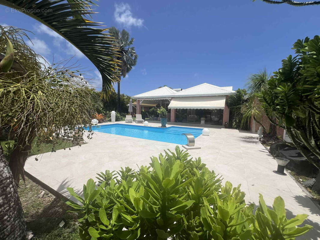 Maison à SAINT-FRANCOIS