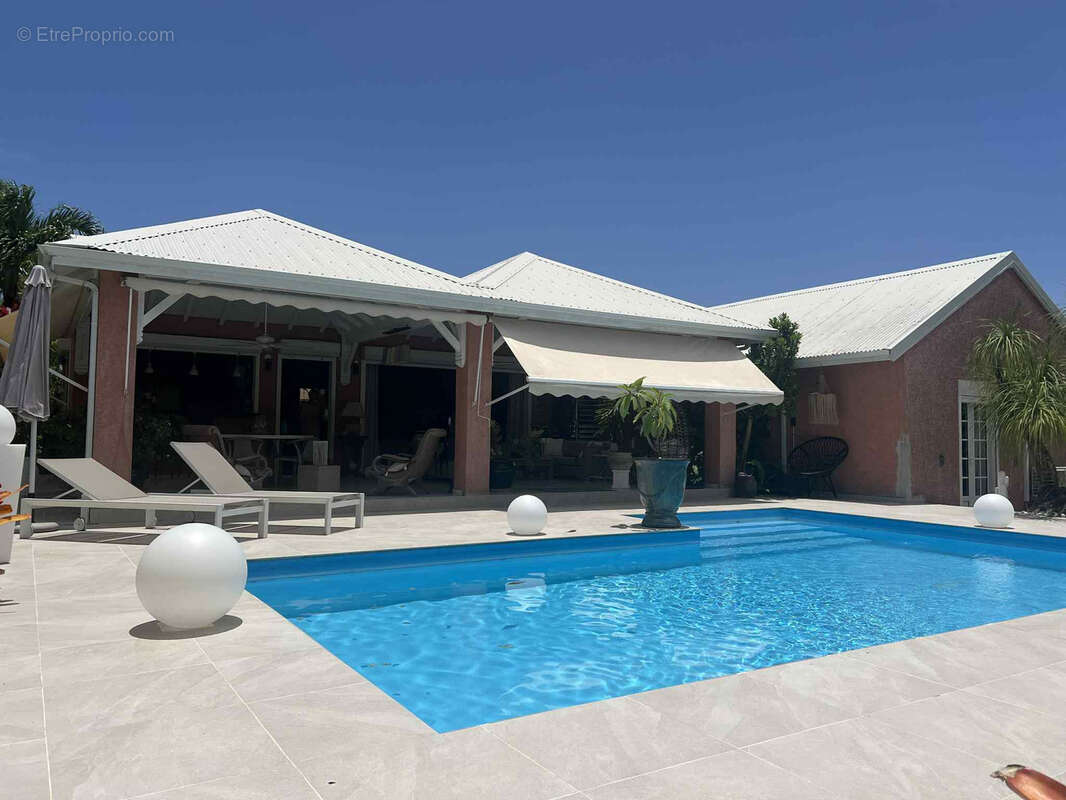 Maison à SAINT-FRANCOIS