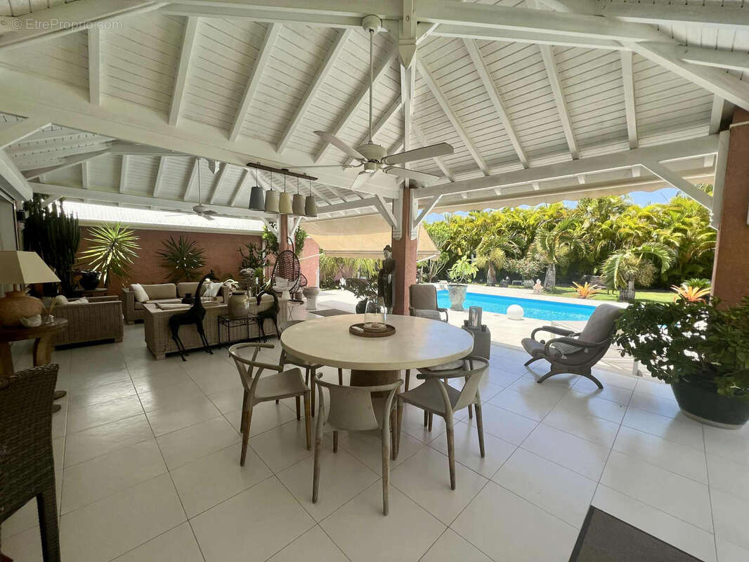 Maison à SAINT-FRANCOIS