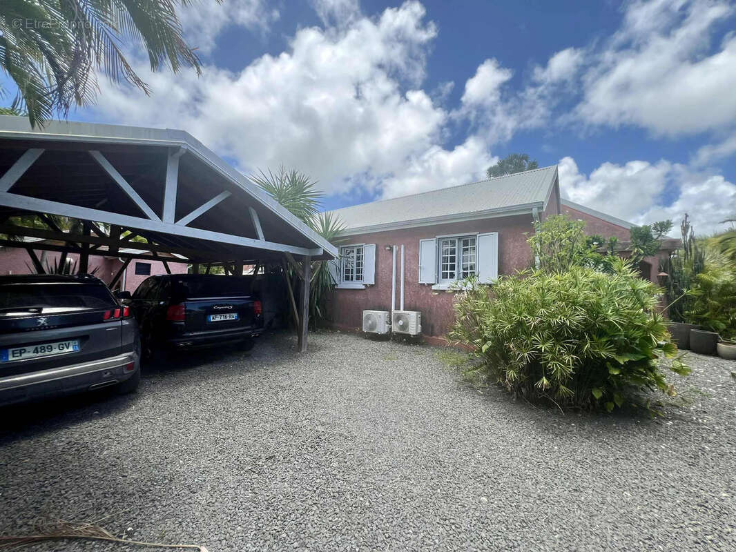 Maison à SAINT-FRANCOIS